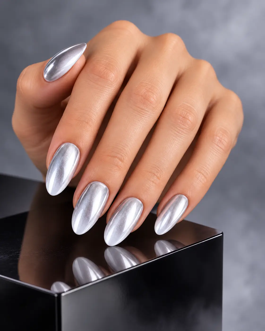 03-silver-chrome-wearing
