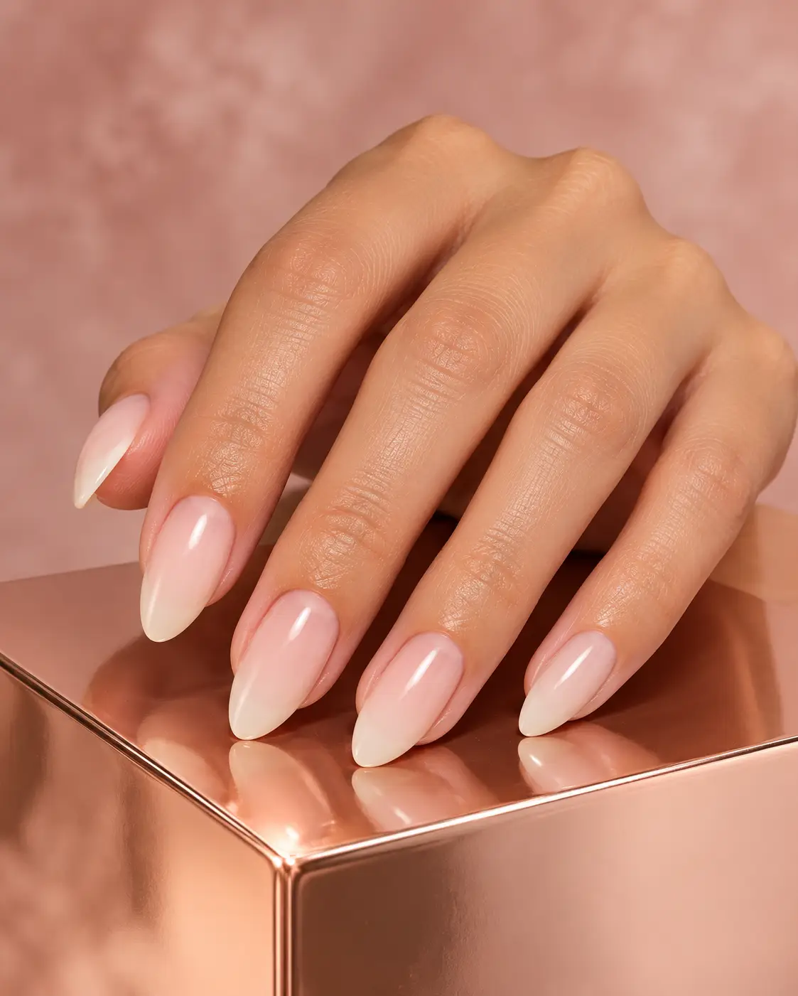 Milky blush almond nails on rose gold-14